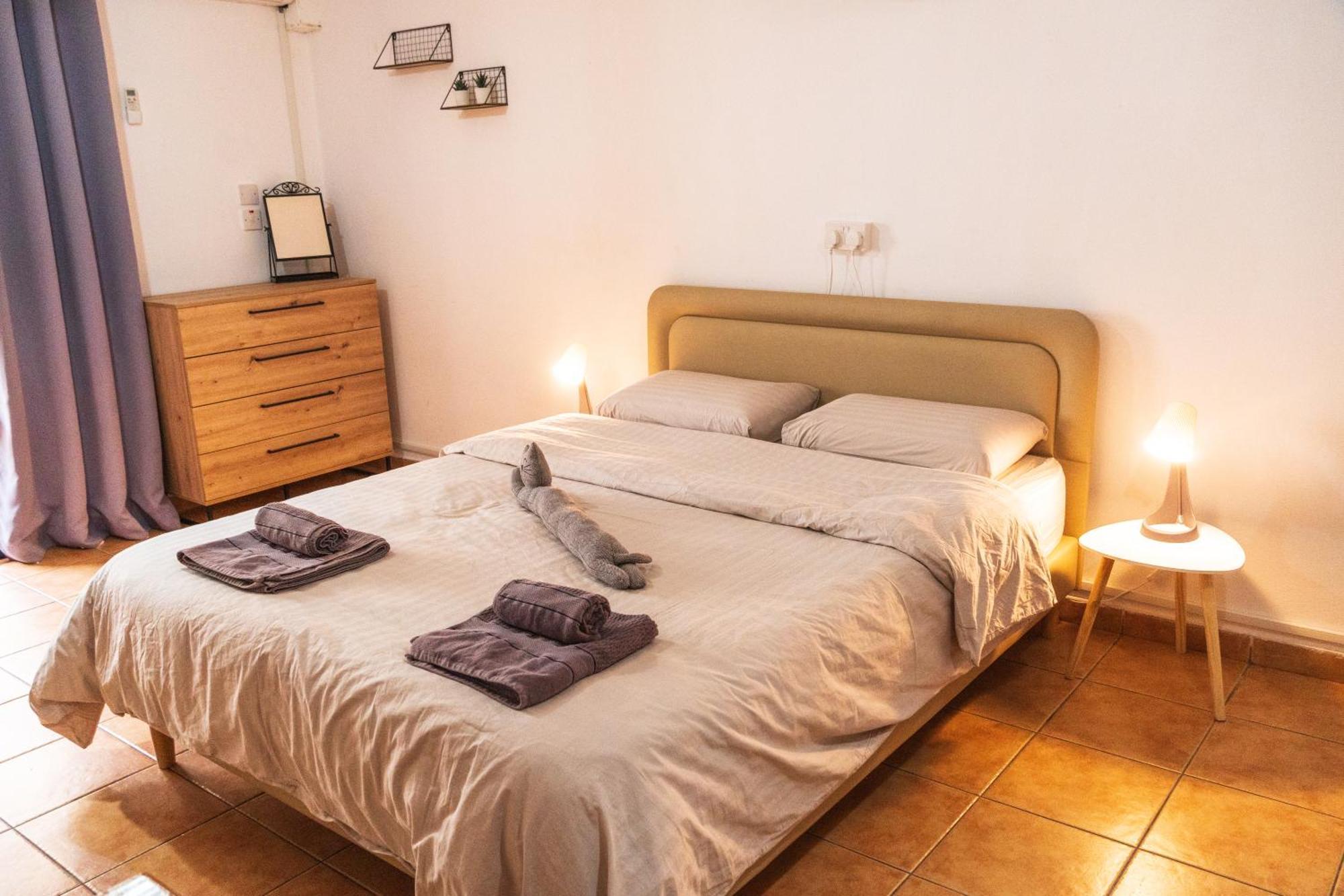 Nissus Urban Hostel ไอยานาปา ภายนอก รูปภาพ